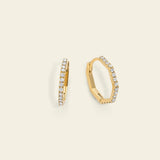 Geometric ring earrings in gold and diamonds