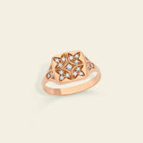 Square seal ring in gold and diamonds